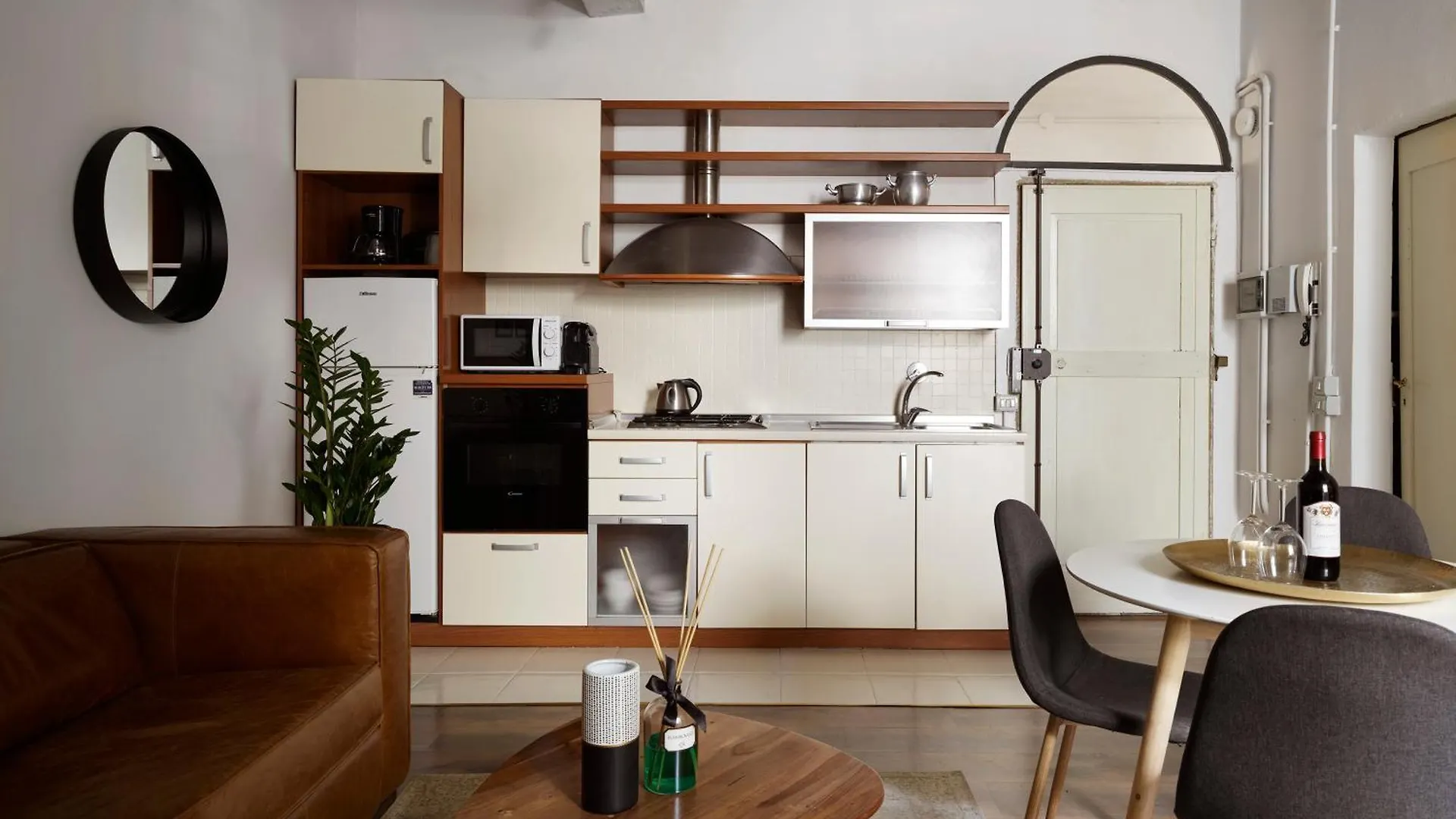 Appartamento On The Duomo - Super Chic Firenze 0*,